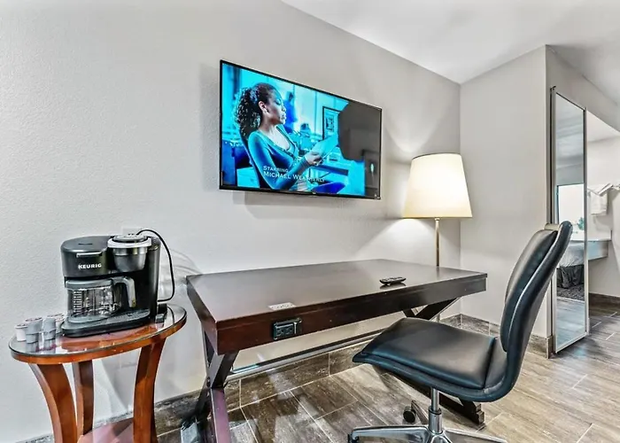Metro Extended - King Apartment