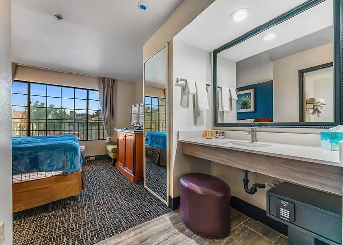 Metro Extended - King Apartment