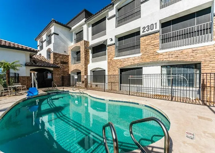 Metro Extended - King Apartment Tempe